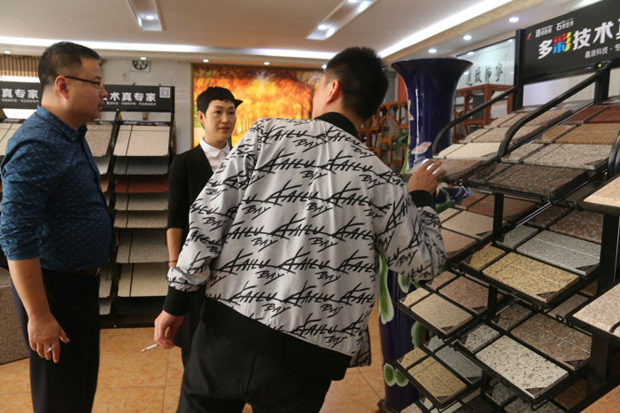 熱烈歡迎西安辦廠客戶孫總、張總、楊總來(lái)鑫浪進(jìn)行技術(shù)交流